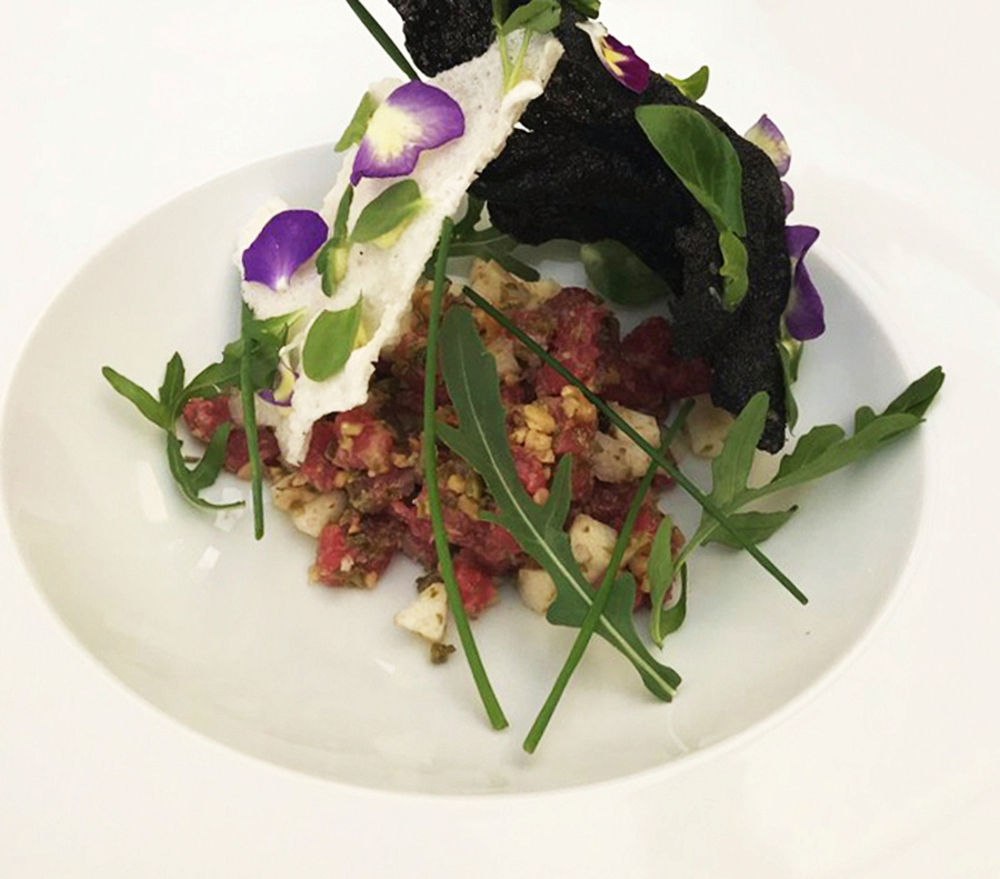 ../Images/HUANG,MIN-YI.Russia.Turandot Restaurant (14).jpg